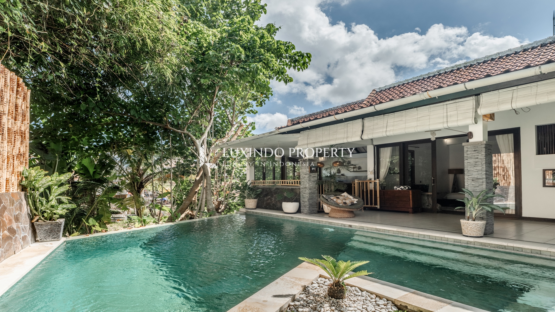 BATU BOLONG – 2BR PRIVATE POOL VILLA FOR RENT (RV438)
